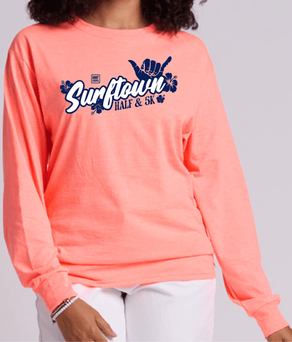 Surftown Long Sleeve Tee in Coral